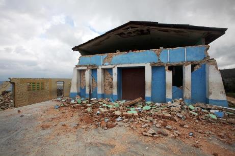 earthquake destroyed church building in hesse hait i2010